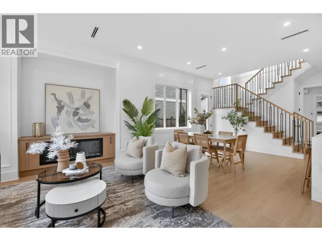 2 10571 NO 1 ROAD, Richmond, British Columbia V7E1S3