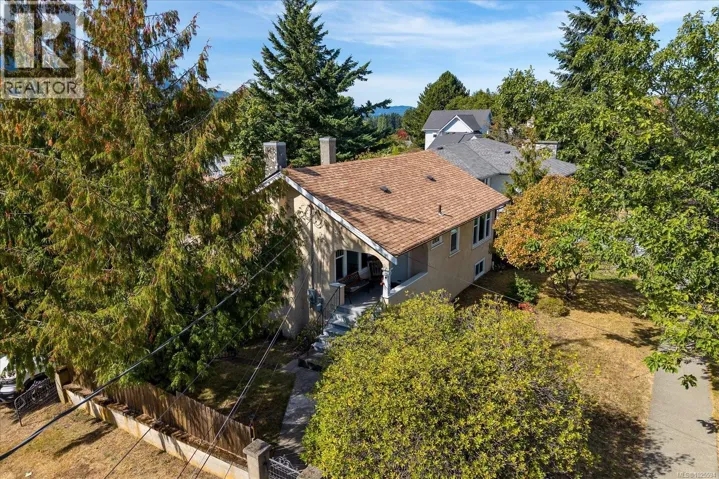 397 Machleary St, Nanaimo, British Columbia V9R2G8