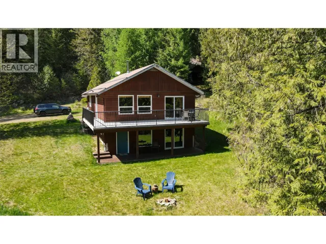 5949 Slocan River Road, Appledale, British Columbia V0G2J0