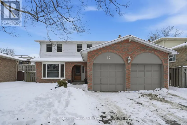 17 STRAWBERRY LANE, Brantford, Ontario N3T5Z6