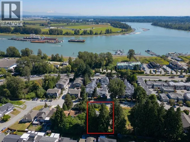 1827 HARBOUR STREET, Port Coquitlam, British Columbia V3C1A4
