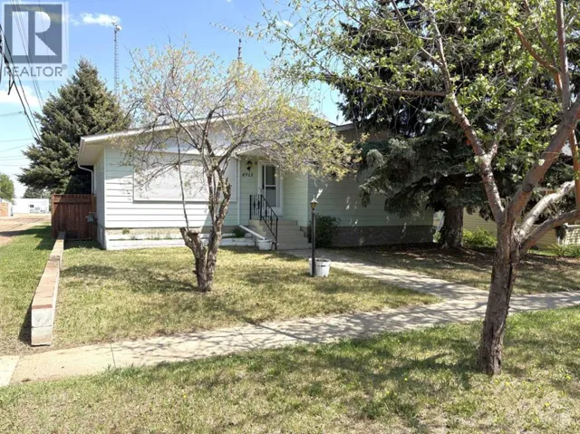 4913 48 Avenue, Forestburg, Alberta T0B1N0