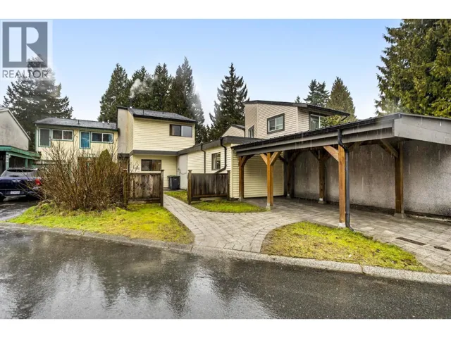 890 PINEBROOK PLACE, Coquitlam, British Columbia V3C4B9