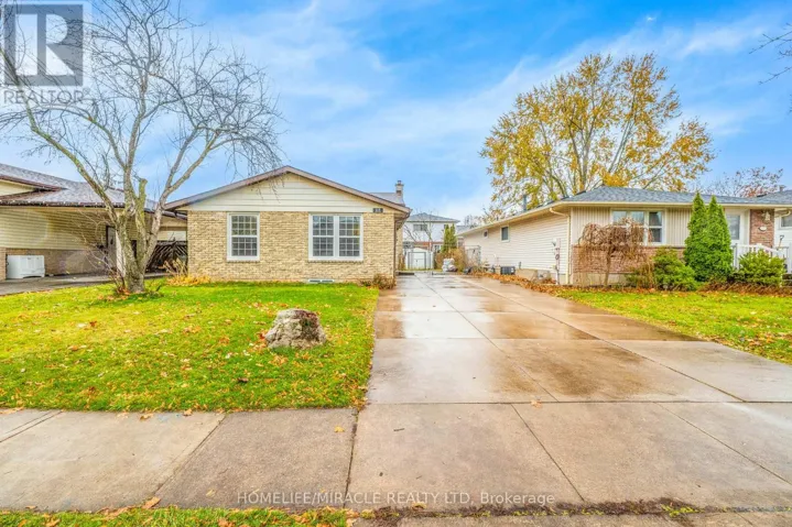 15 KEEFER ROAD, Thorold (Confederation Heights), Ontario L2V4M6