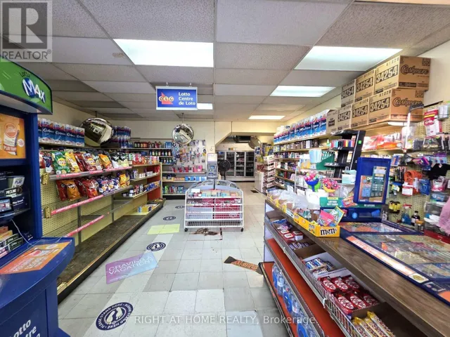 315 BARTON STREET E, Hamilton (Landsdale), Ontario L8L2X6