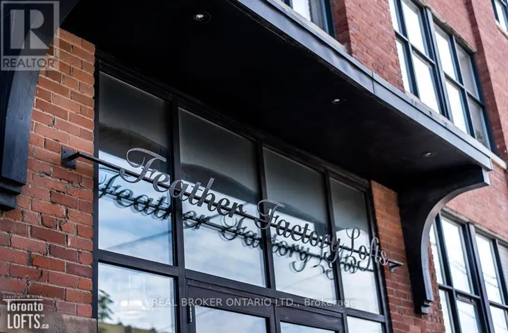 PH3 - 2154 DUNDAS STREET W, Toronto (Roncesvalles), Ontario M6R1X3