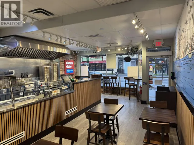 3209 W BROADWAY, Vancouver, British Columbia V6K2H5