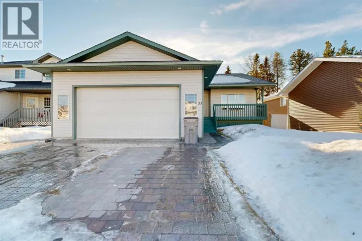 33 Park Circle, Whitecourt, Alberta T7S1V3