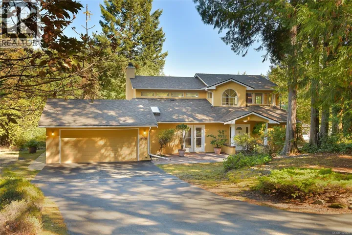 1470 Honeysuckle Pl, North Saanich, British Columbia V8L5J8
