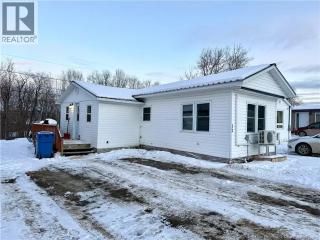 12 Chestnut Street, Woodstock, New Brunswick E7M1K3