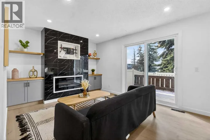 8, 14736 Deerfield Drive SE, Calgary, Alberta T2J5Y1