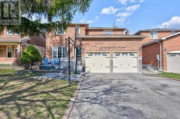 224 RIDGEFIELD CRESCENT, Vaughan (Maple), Ontario L6A1J6