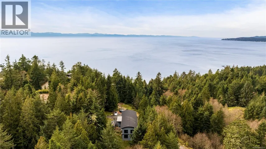 7405 Thornton Hts, Sooke, British Columbia V9Z1L8