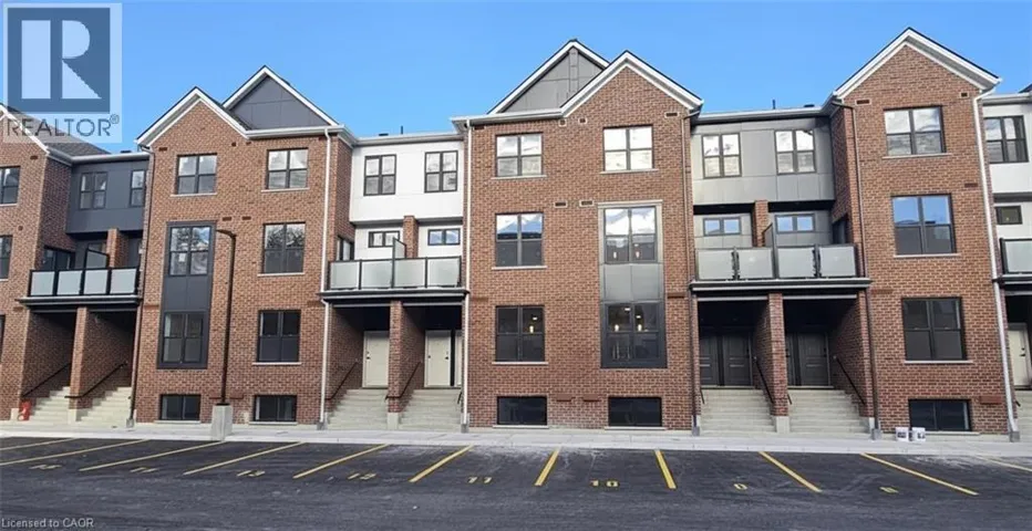 31 MILL Street Unit# 13, Kitchener, Ontario N2G0G6