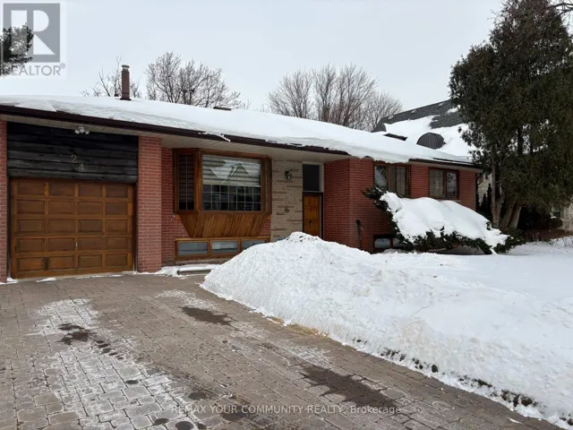 24 LANCER DRIVE, Vaughan (Maple), Ontario L6A1E1
