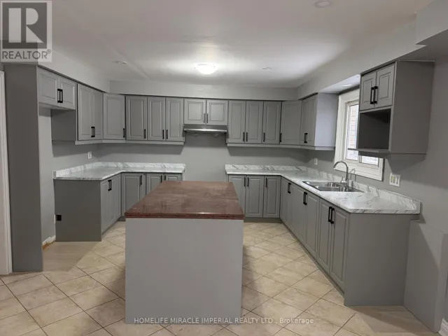 4 BELLINI AVENUE, Brampton (Toronto Gore Rural Estate), Ontario L6P0X7