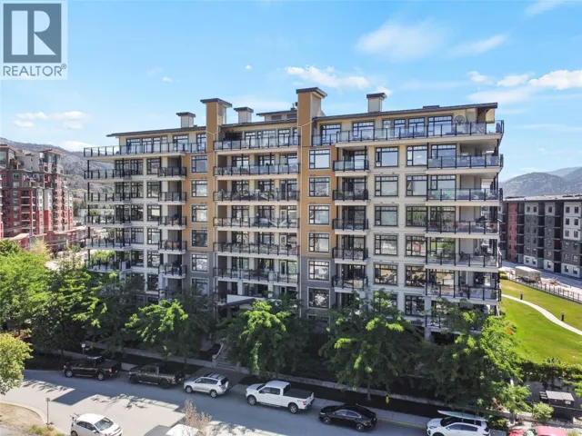 3301 SKAHA LAKE Road Unit# 208, Penticton, British Columbia V2A6G6