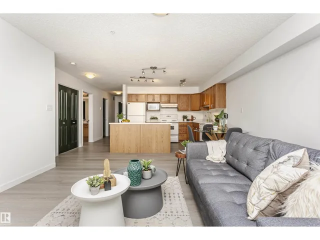 #307 10311 111 ST NW, Edmonton, Alberta T5K2Y8