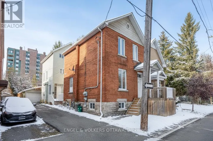 A & B - 116 CAMBRIDGE STREET N, Ottawa, Ontario K1R7A7