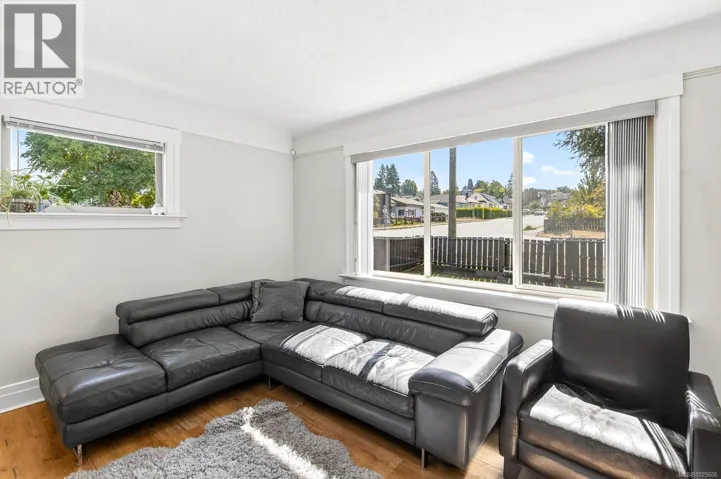 4703 Strathern St, Port Alberni, British Columbia V9Y3E8