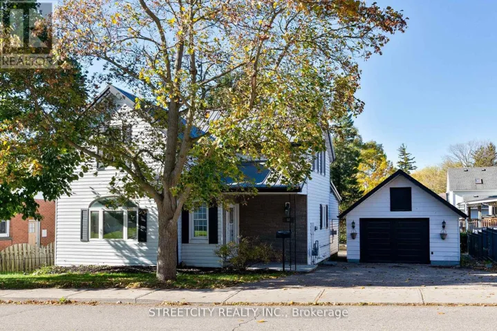 58 NORWICH AVENUE, Woodstock (Woodstock - South), Ontario N4S3V2