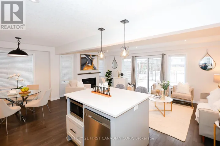 9 - 2040 SHORE ROAD, London South (South A), Ontario N6K0G3