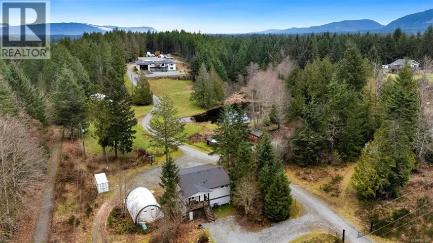 5621 Hanks Rd, Duncan, British Columbia V9L6J2