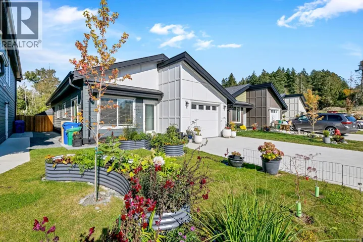 31 Saanich Ridge Dr, Central Saanich, British Columbia V8M0B8