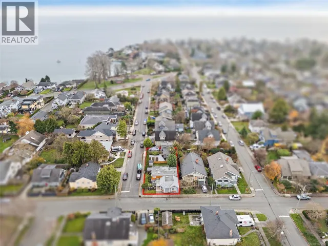 1779 Lillian Rd, Victoria, British Columbia V8S1L3