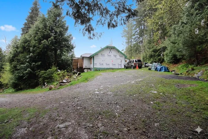2391 LOUGHEED HIGHWAY, Mt Woodside, Agassiz, British Columbia V0M1A1