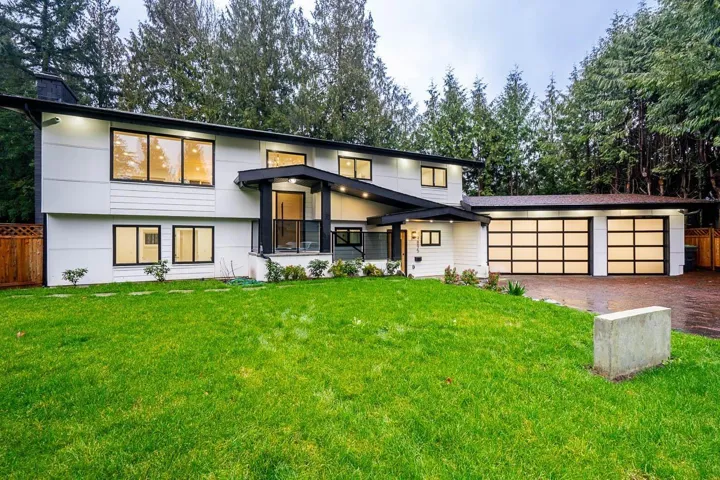 19895 38B AVENUE, Langley, British Columbia V3A6G3