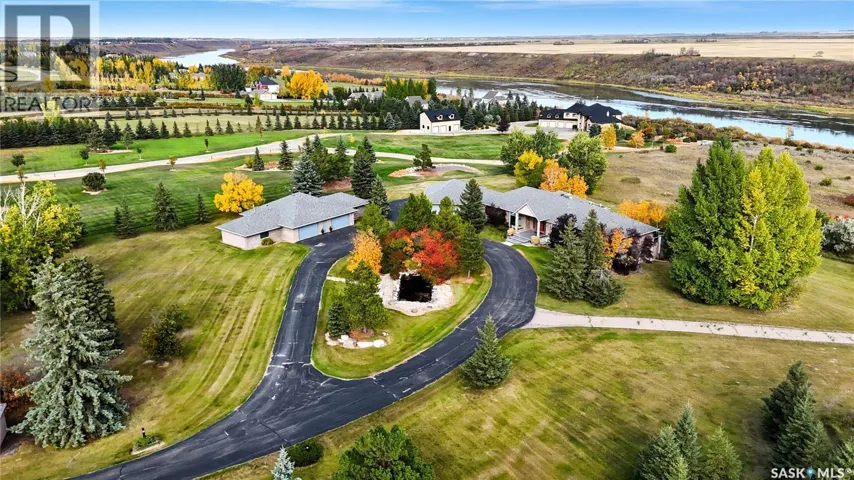 48 Cathedral Bluffs ROAD, Corman Park Rm No. 344, Saskatchewan S7P1A3