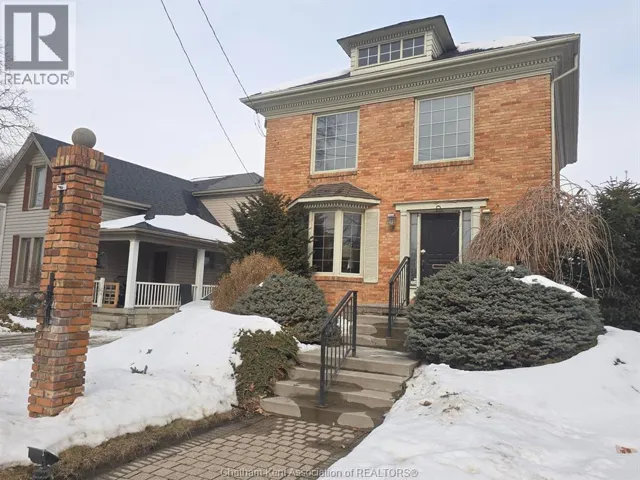 257 ST. CLAIR STREET, Chatham, Ontario N7L3J8