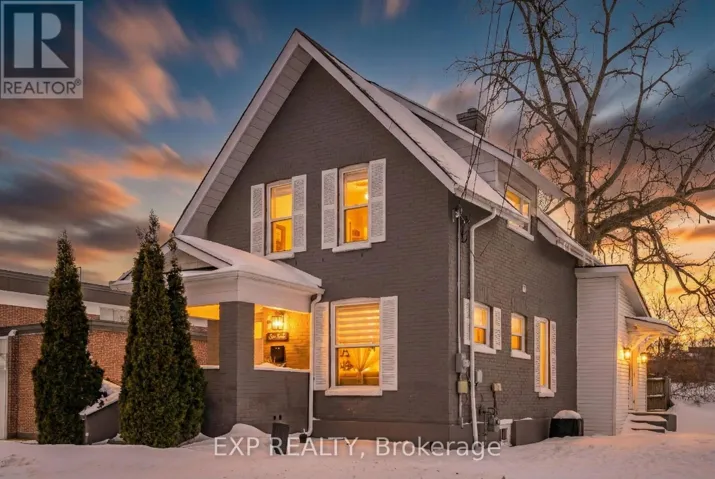 11 ALBERT STREET, Kawartha Lakes (Lindsay), Ontario K9V4J3