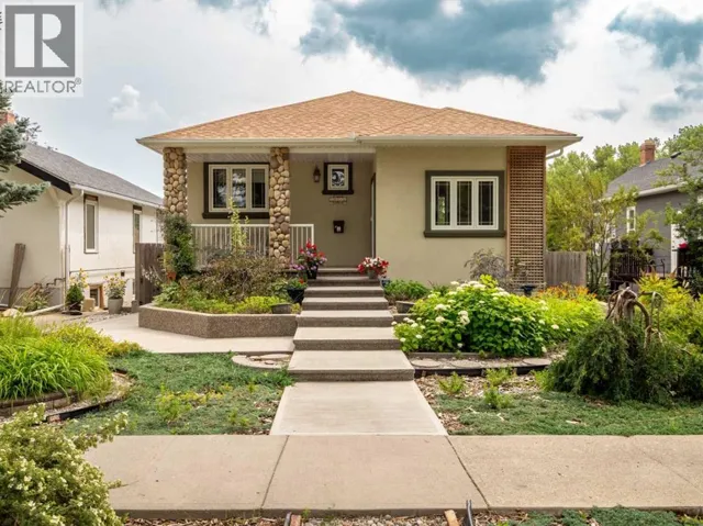 2006 7 Avenue S, Lethbridge, Alberta T1J1M6