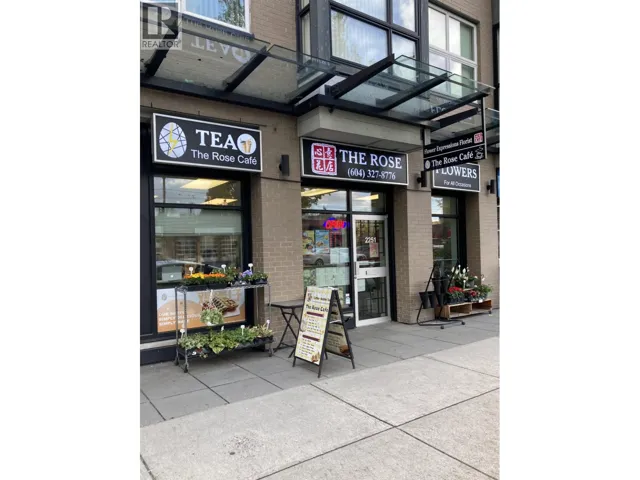 2251 KINGSWAY, Vancouver, British Columbia V5N2T6
