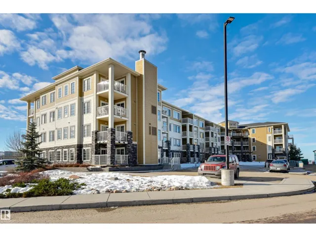 #411 3670 139 AV NW, Edmonton, Alberta T5Y3N5