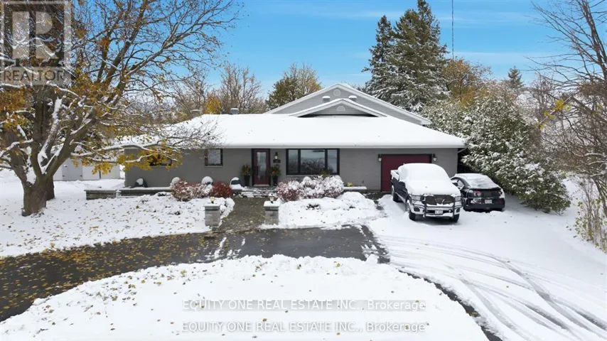 17 SAVAGE DRIVE, Ottawa, Ontario K2S1B9