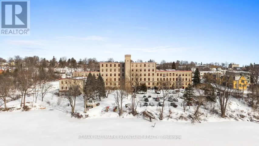 107 - 1 ROSAMOND STREET E, Mississippi Mills, Ontario K0A1A0