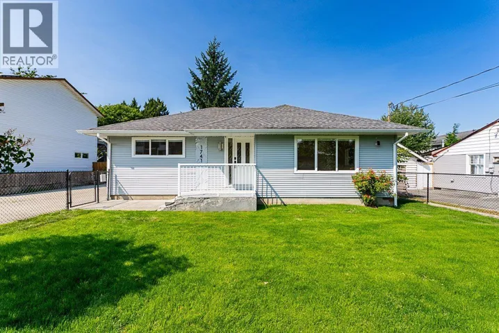 1741 SALISBURY AVENUE, Port Coquitlam, British Columbia V3B1X6