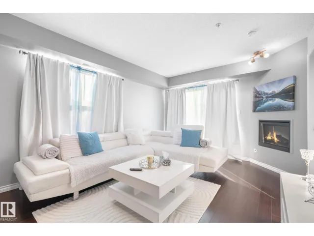 #301 10118 106 AV NW, Edmonton, Alberta T5H0B8