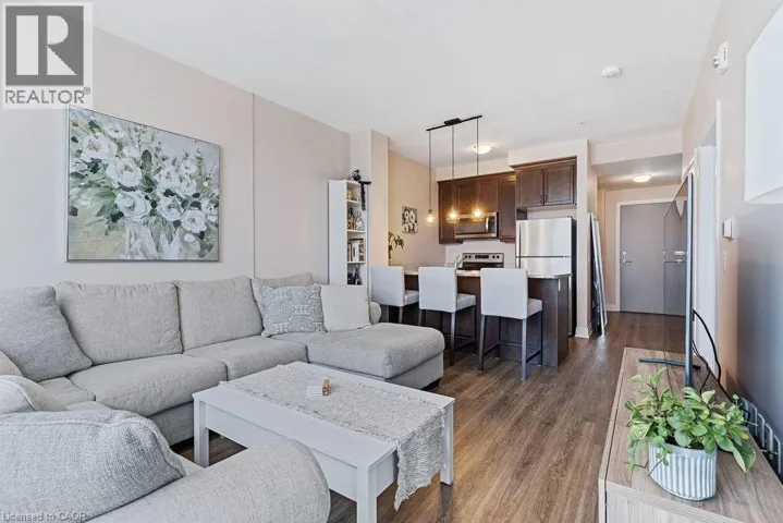 16 CONCORD Place, Grimsby, Ontario L3M0J1