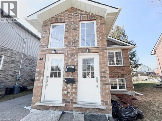 44 FOURTH Avenue Unit# 2, Kitchener, Ontario N2C1N8