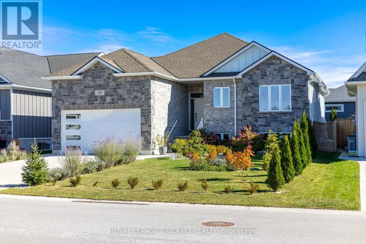 26 TATTERSALL LANE, Lambton Shores (Grand Bend), Ontario N0M1T0