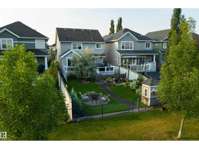 8504 16A AV SW, Edmonton, Alberta T6X0H9