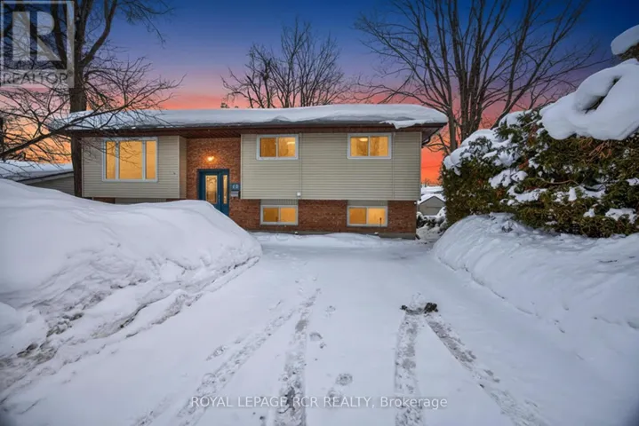 49 BORLAND STREET E, Orillia, Ontario L3V2B6