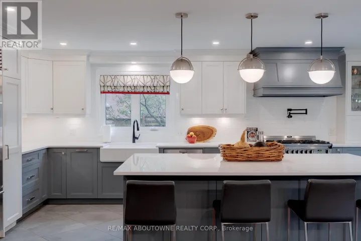 1586 HERITAGE WAY, Oakville (GA Glen Abbey), Ontario L6M2Z5