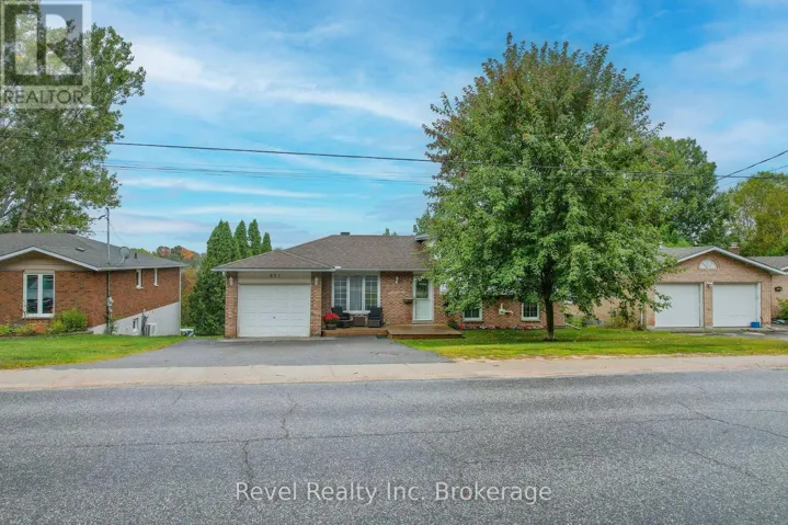 871 SKI CLUB ROAD, North Bay (Widdifield), Ontario P1B7R5