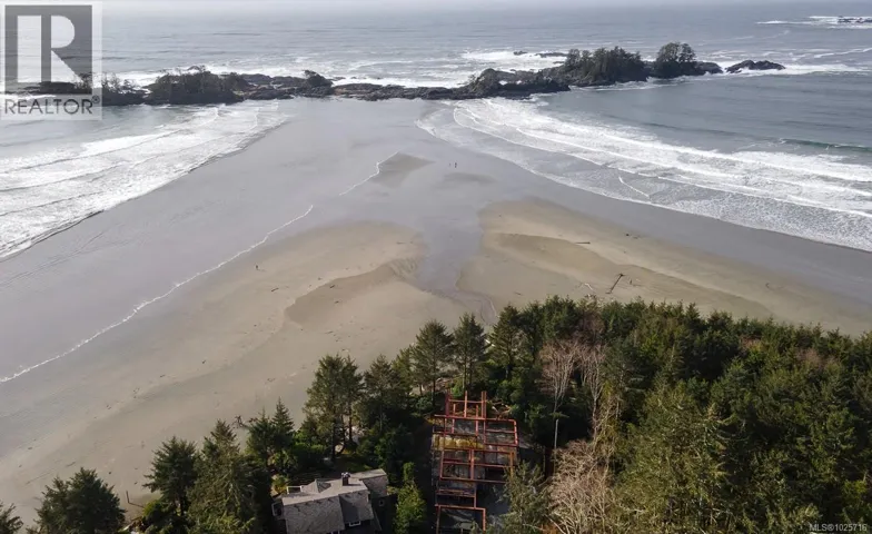 1327 Chesterman Beach Rd, Tofino, British Columbia V0R2Z0