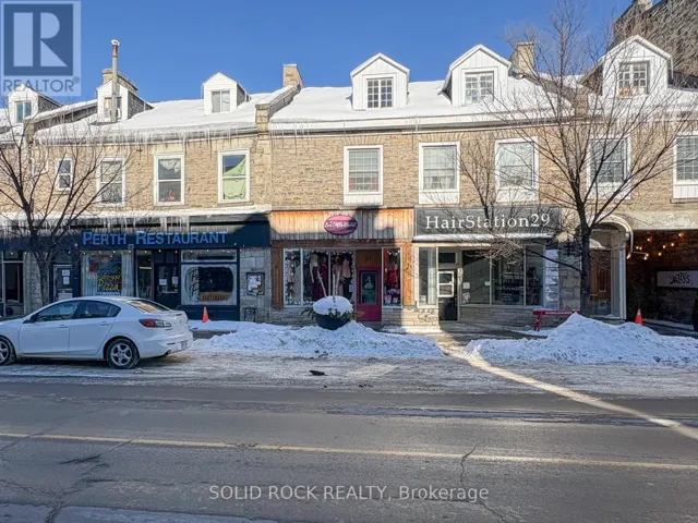 27 GORE STREET E, Perth, Ontario K7H1H4